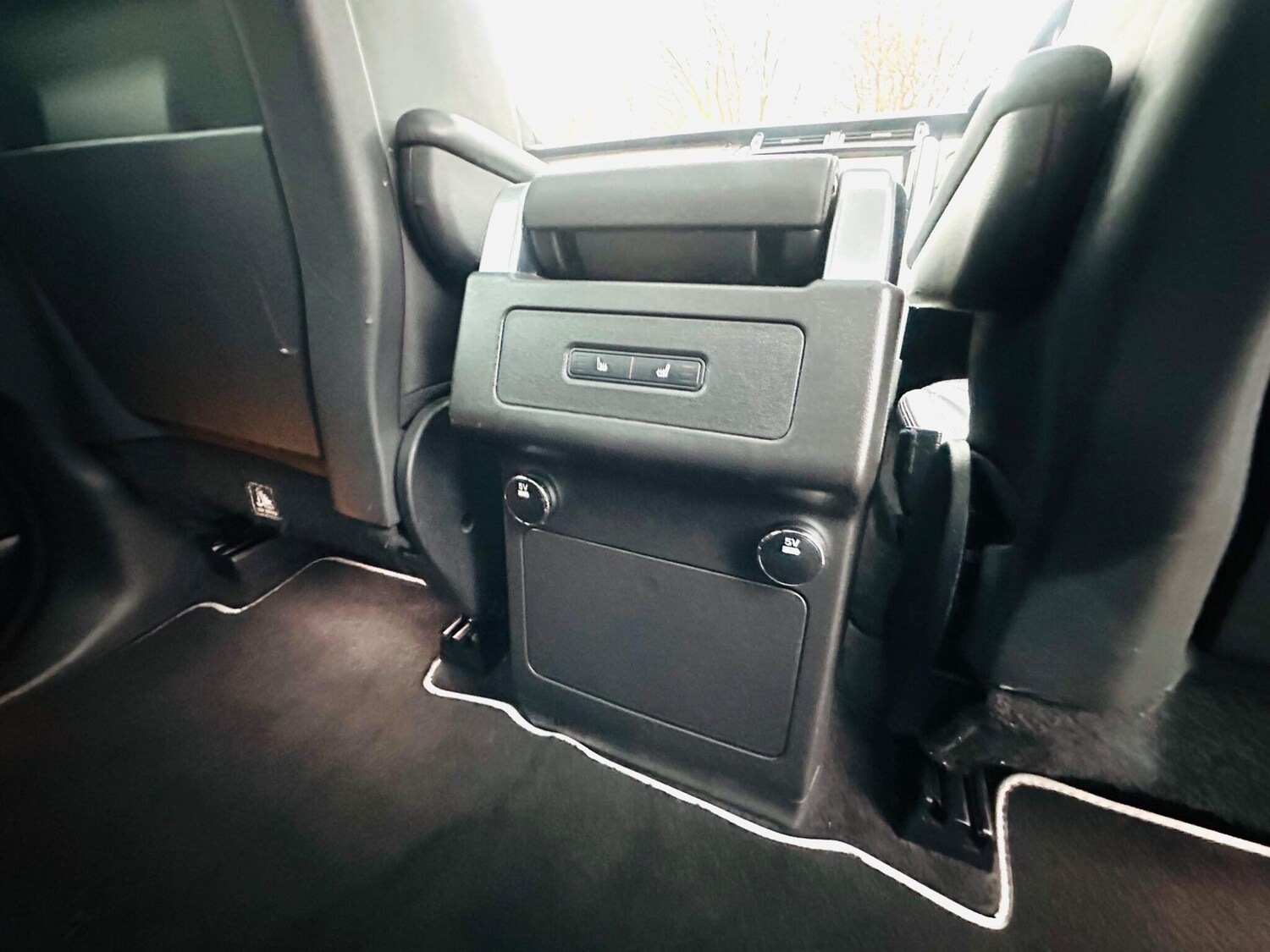 Used Land Rover Discovery 2017 for sale - 76995440: Photo 70