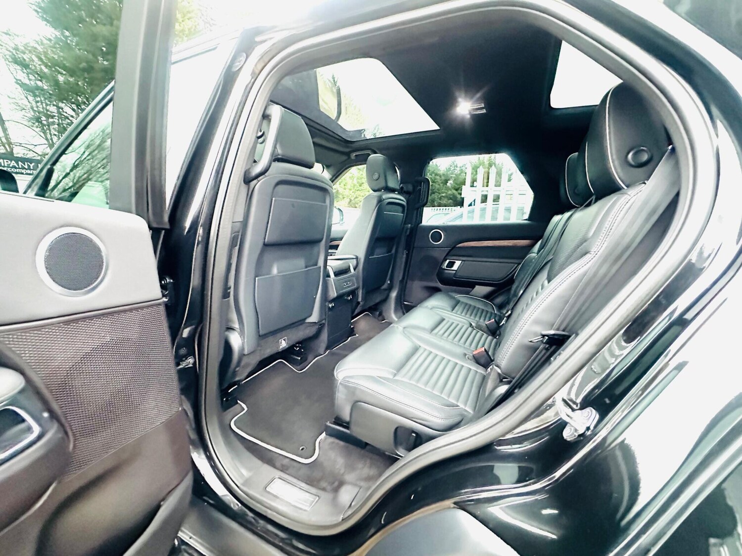 Used Land Rover Discovery 2017 for sale - 76995440: Photo 71