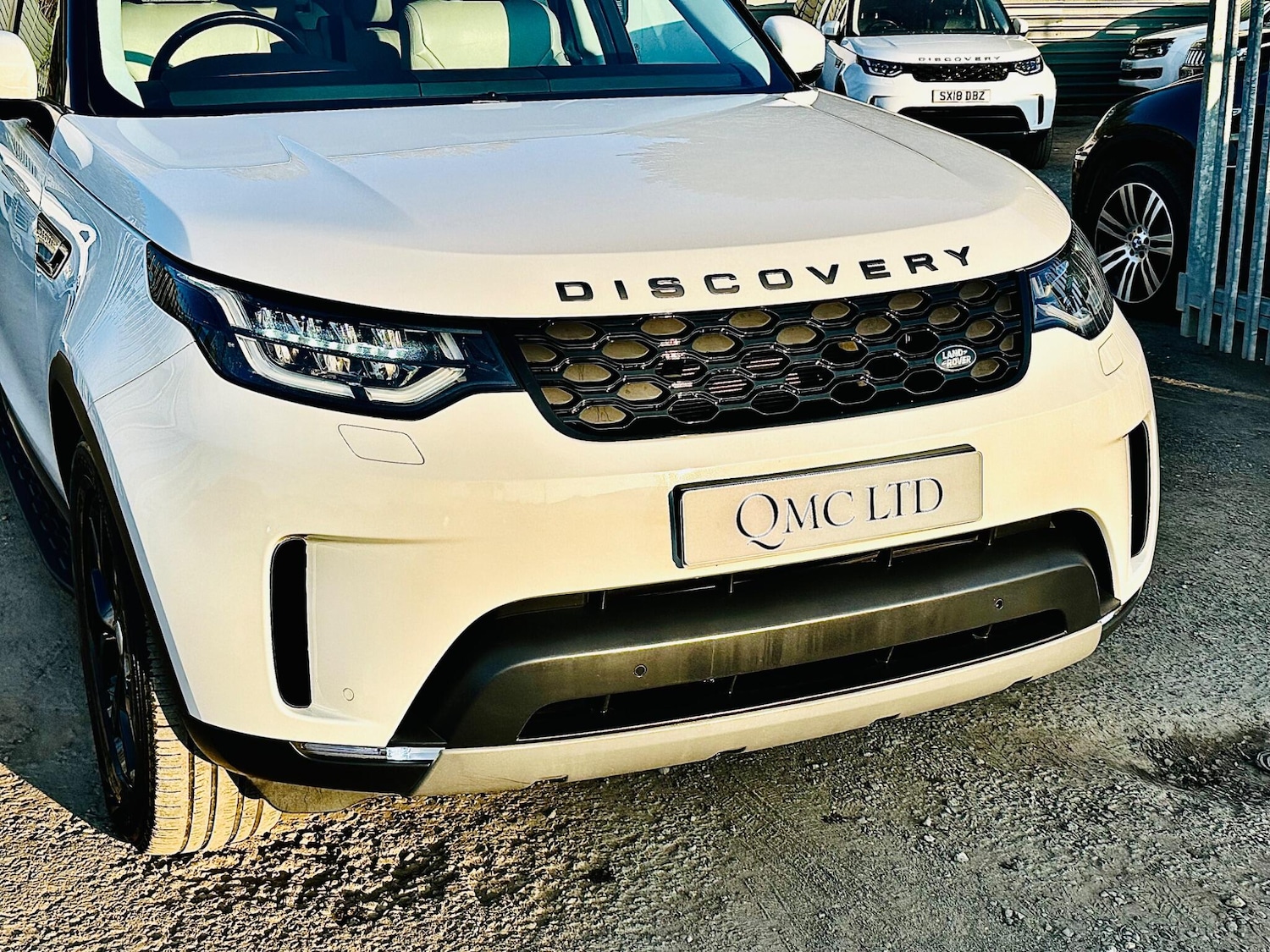 Used Land Rover Discovery 2017 for sale - 75866687: Photo 12