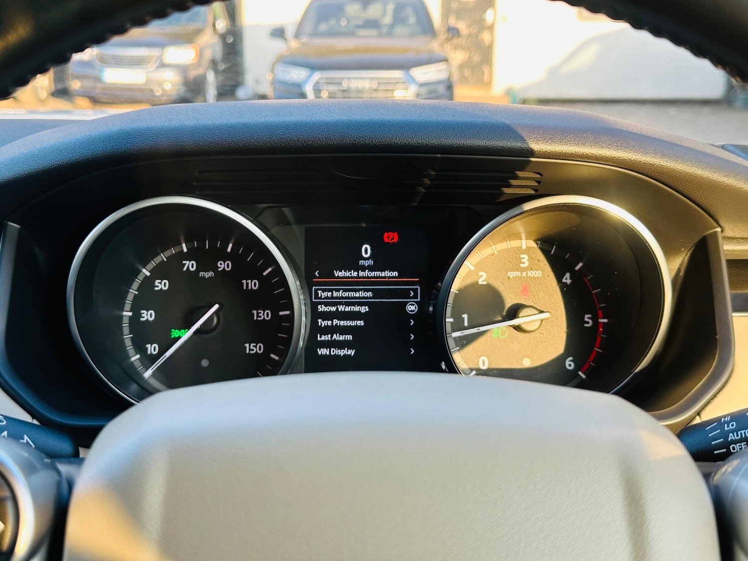 Used Land Rover Discovery 2017 for sale - 75866687: Photo 38