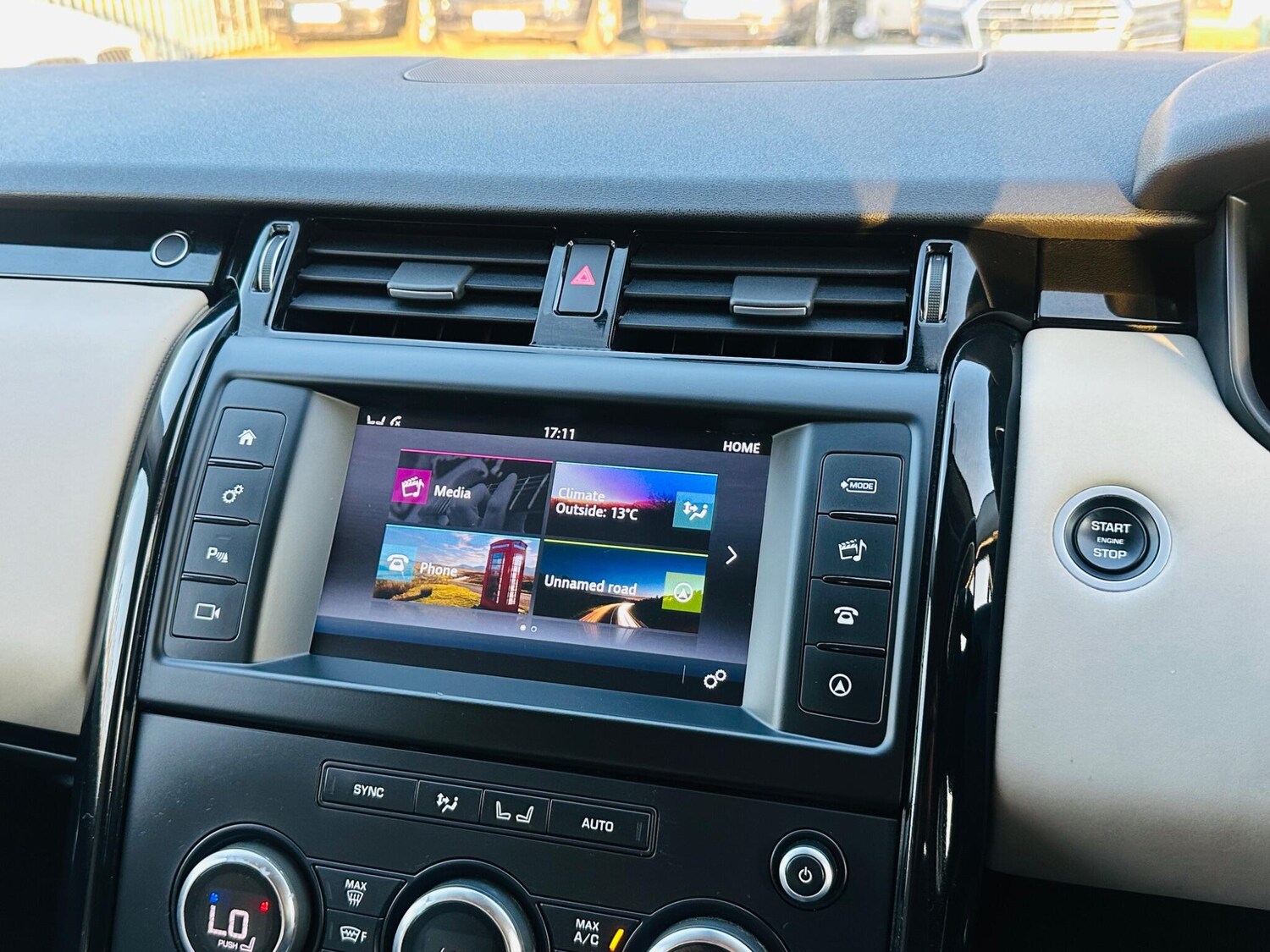 Used Land Rover Discovery 2017 for sale - 75866687: Photo 42