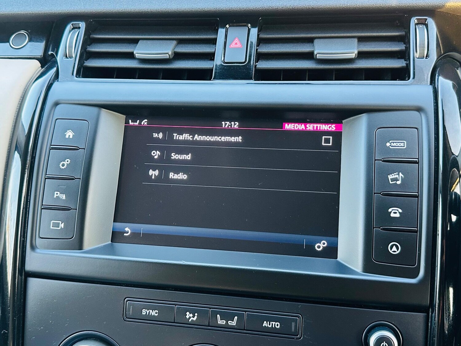 Used Land Rover Discovery 2017 for sale - 75866687: Photo 43