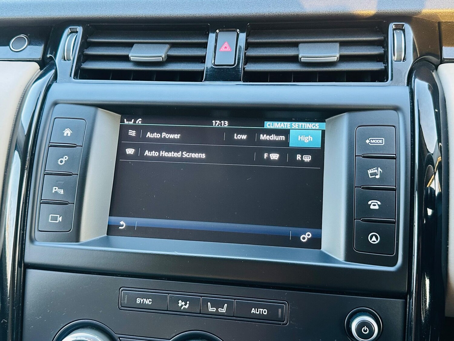 Used Land Rover Discovery 2017 for sale - 75866687: Photo 46