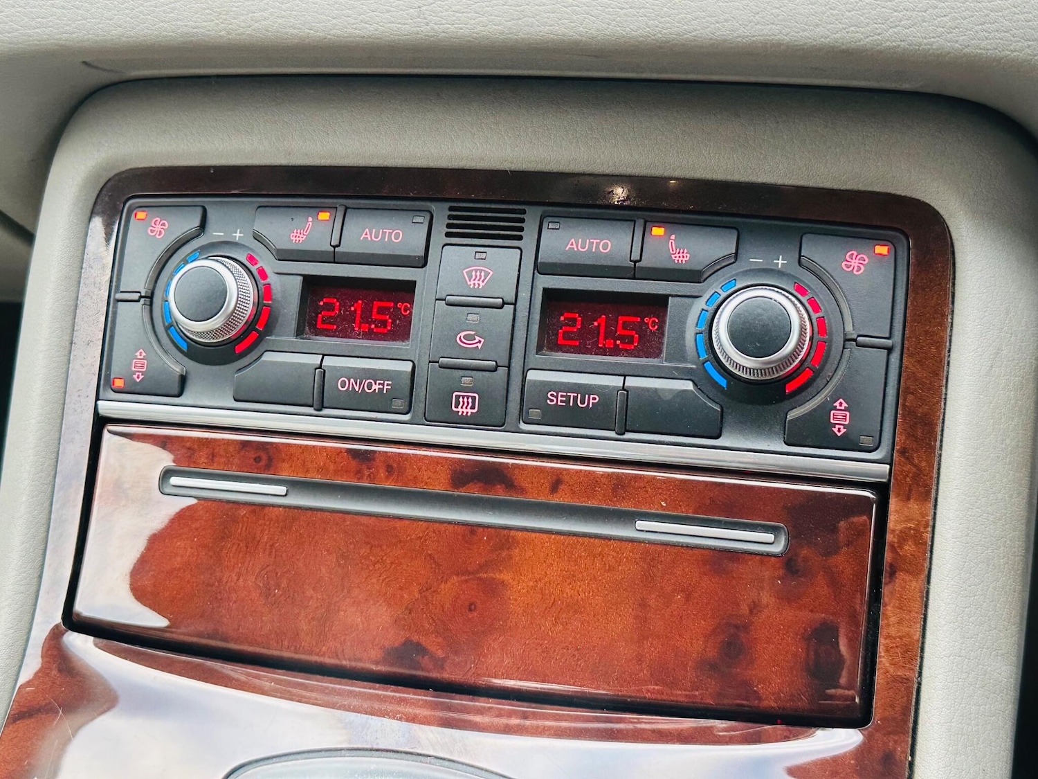 Used Audi A8 2008 for sale - 76671345: Photo 43