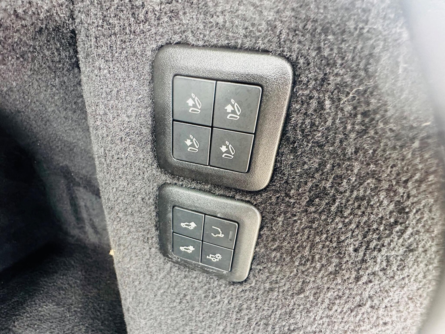 Vehicle 100