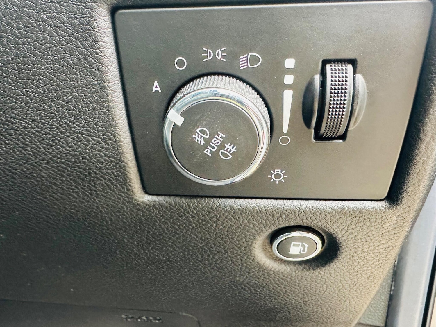 Used Jeep Grand Cherokee 2014 for sale - 77574585: Photo 23