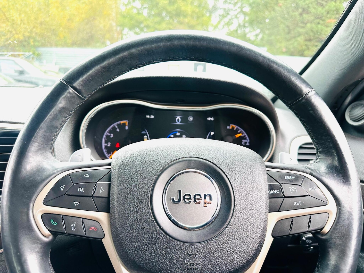 Used Jeep Grand Cherokee 2014 for sale - 77574585: Photo 29