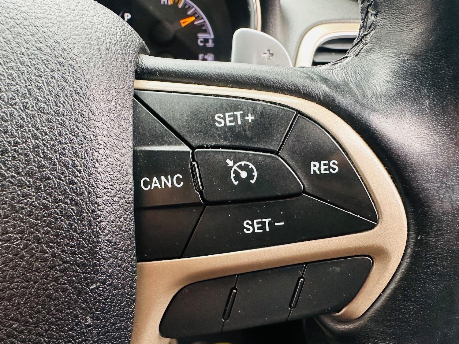 Used Jeep Grand Cherokee 2014 for sale - 77574585: Photo 35