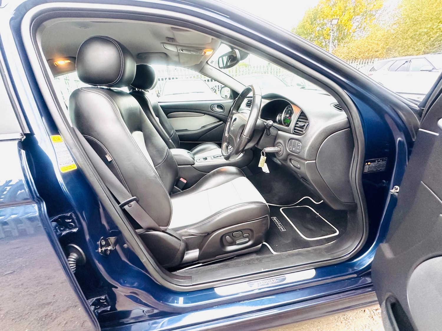 Used Jaguar S-Type 2006 for sale - 76987620: Photo 20