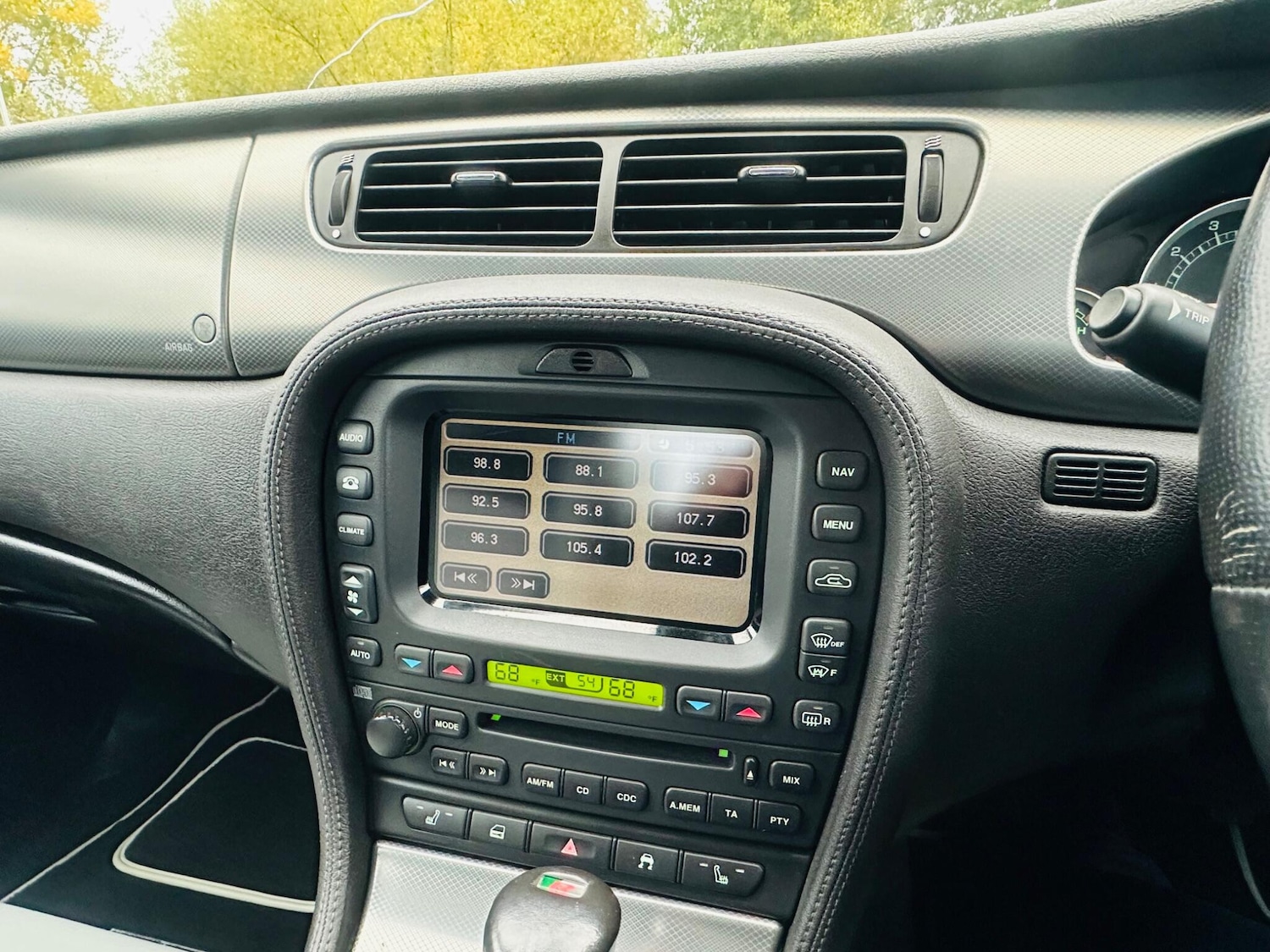 Used Jaguar S-Type 2006 for sale - 76987620: Photo 39