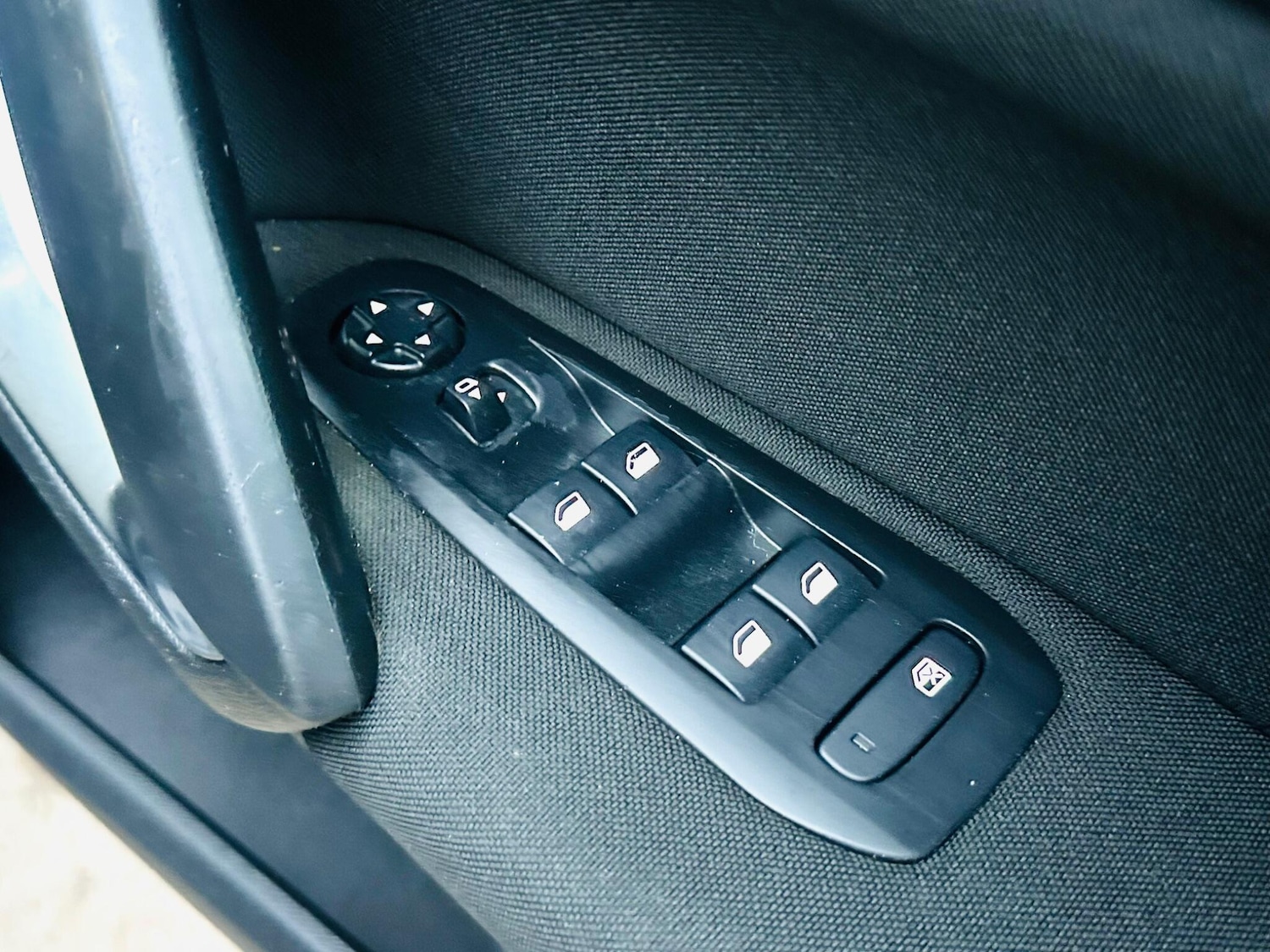 Used Peugeot 308 2016 for sale - 76175511: Photo 16