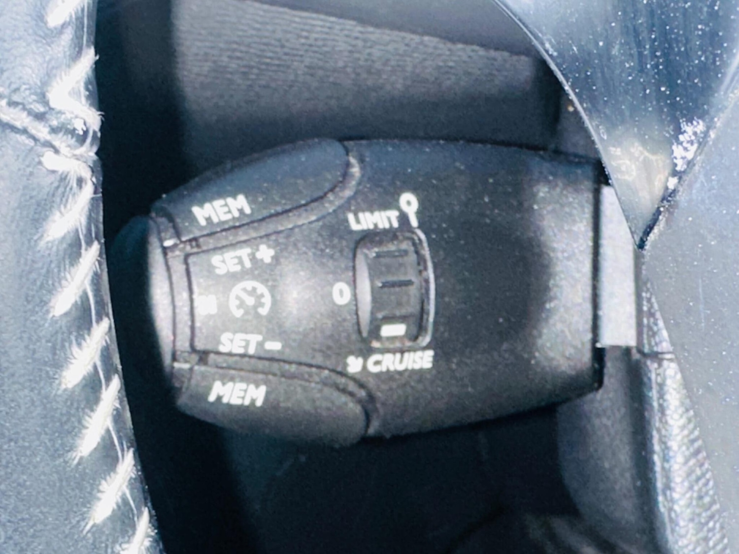 Used Peugeot 308 2016 for sale - 76175511: Photo 25