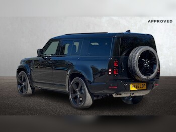 Used Land Rover Defender 2025 for sale - 75217601: Photo