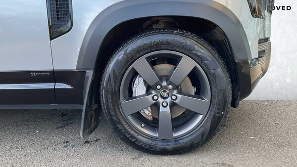 Used Land Rover Defender 2021 for sale - 75216716: Photo 8