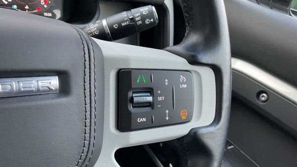 Used Land Rover Defender 2022 for sale - 75217770: Photo 27