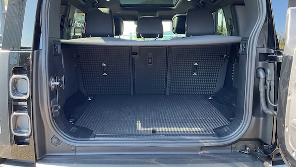 Used Land Rover Defender 2023 for sale - 75581054: Photo 10