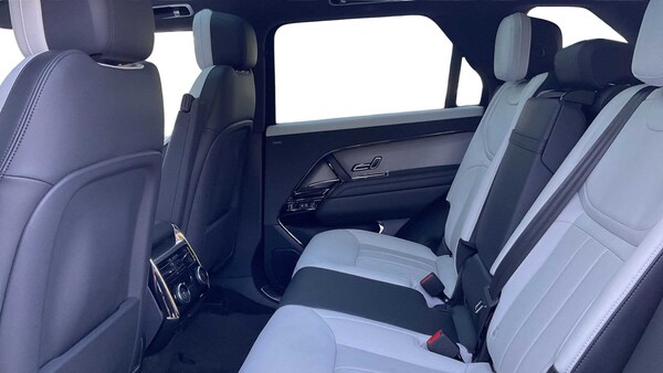 Used Land Rover Range Rover Sport 2023 for sale - 75218288: Photo 4