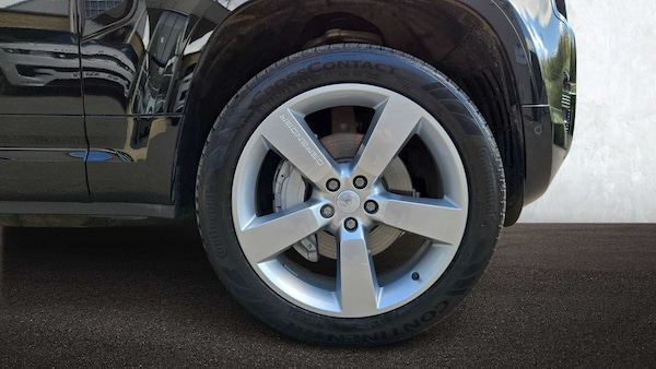 Used Land Rover Defender 90 2024 for sale - 75217630: Photo 8