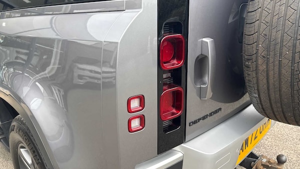 Used Land Rover Defender 90 2023 for sale - 75216966: Photo 19