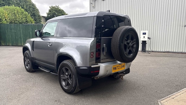Used Land Rover Defender 90 2023 for sale - 75216966: Photo 31