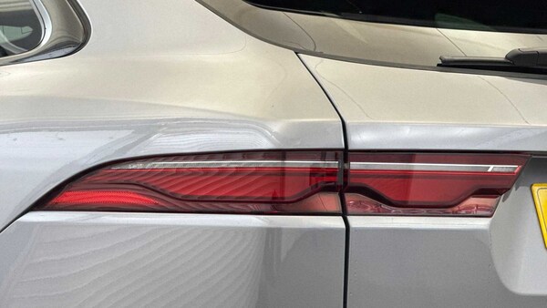 Used Jaguar F-Pace 2024 for sale - 75510814: Photo 19
