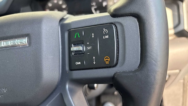 Used Land Rover Defender 2024 for sale - 75216985: Photo 31