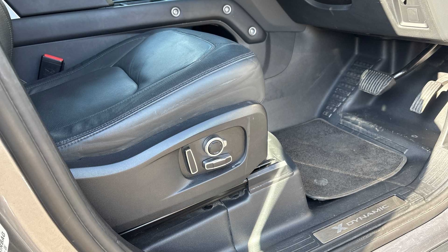 Vehicle 34