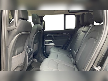 Used Land Rover Defender 2022 for sale - 75216870: Photo