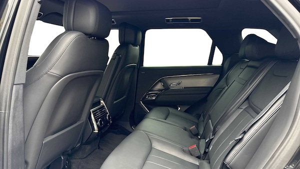 Used Land Rover Range Rover Sport 2024 for sale - 75217044: Photo 4