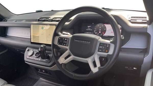 Used Land Rover Defender 90 2024 for sale - 75218572: Photo 15