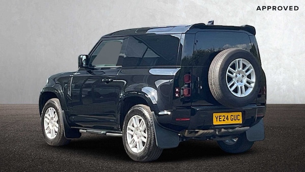Used Land Rover Defender 90 2024 for sale - 75218572: Photo 2