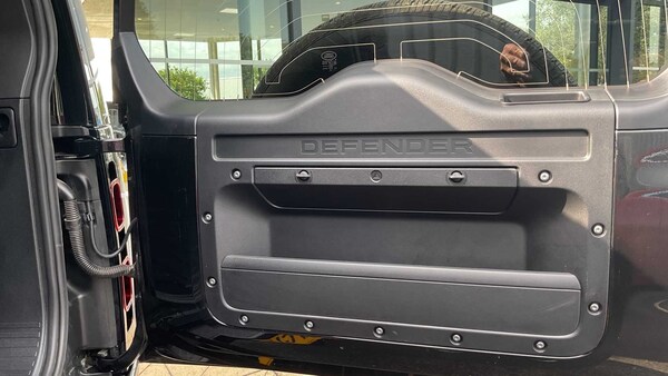 Used Land Rover Defender 90 2024 for sale - 75218572: Photo 35