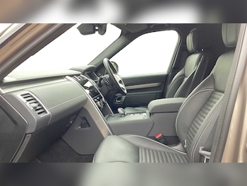 Used Land Rover Discovery 2024 for sale - 75217092: Photo