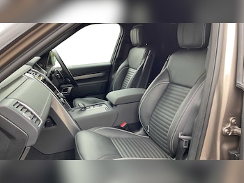 Used Land Rover Discovery 2024 for sale - 75217092: Photo