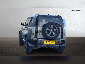 Used Land Rover Defender 2023 for sale - 75555368: Photo