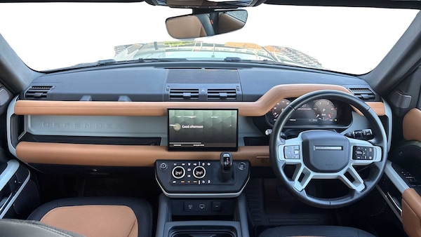 Used Land Rover Defender 2023 for sale - 75555368: Photo 9