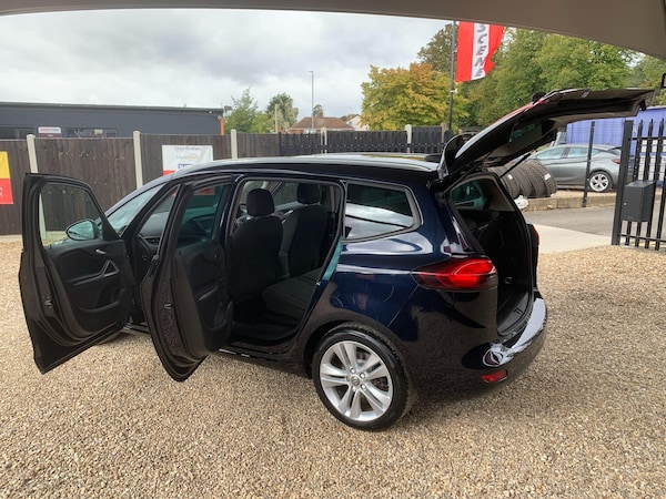 Used Vauxhall Zafira Tourer 2018 for sale - 75608831: Photo 11