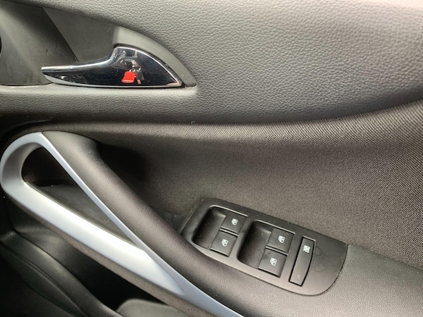 Used Vauxhall Zafira Tourer 2018 for sale - 75608831: Photo 23