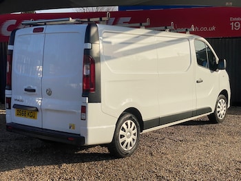 Used Vauxhall Vivaro 2018 for sale - 77021256: Photo