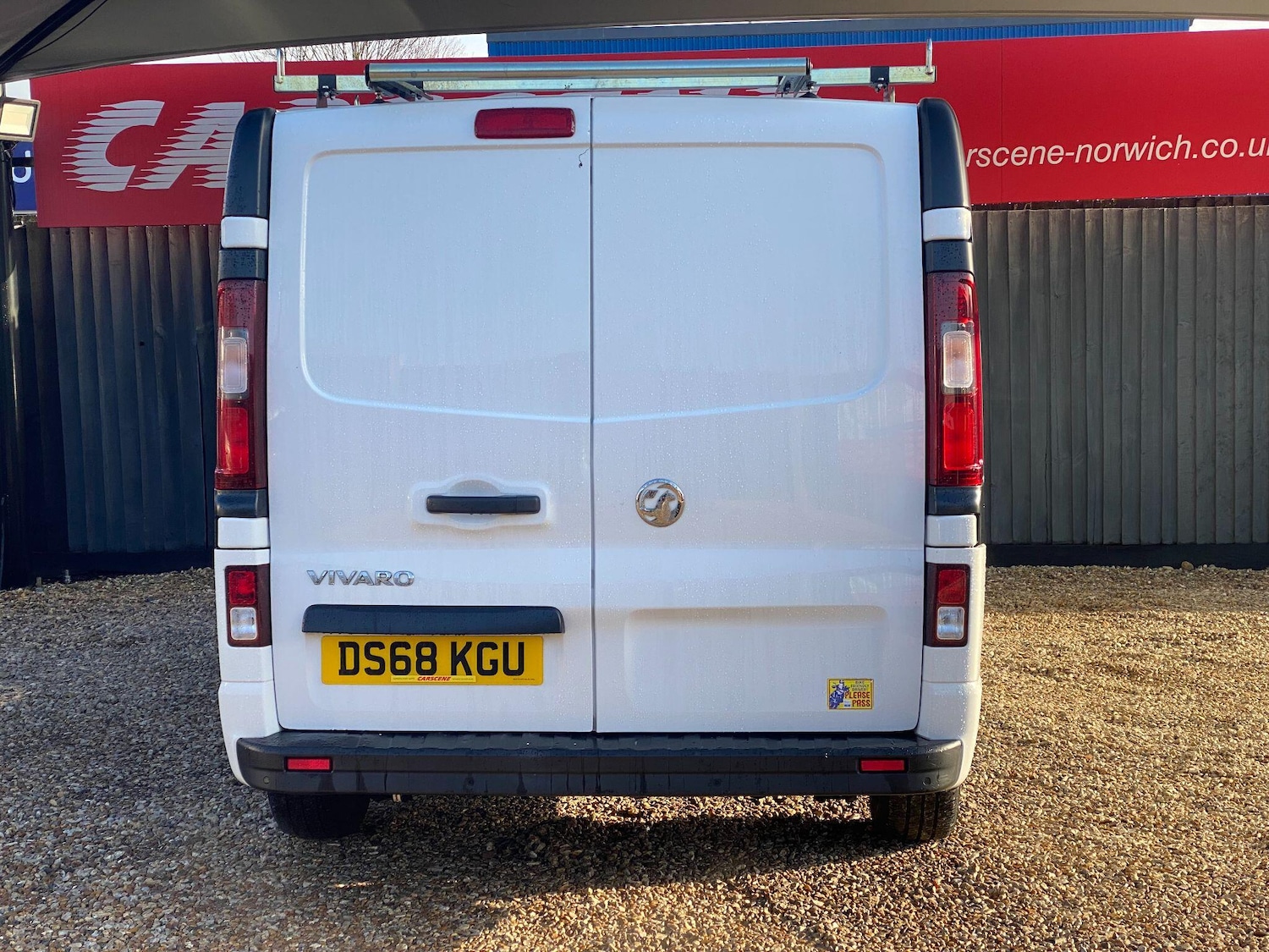 Used Vauxhall Vivaro 2018 for sale - 77021256: Photo 4