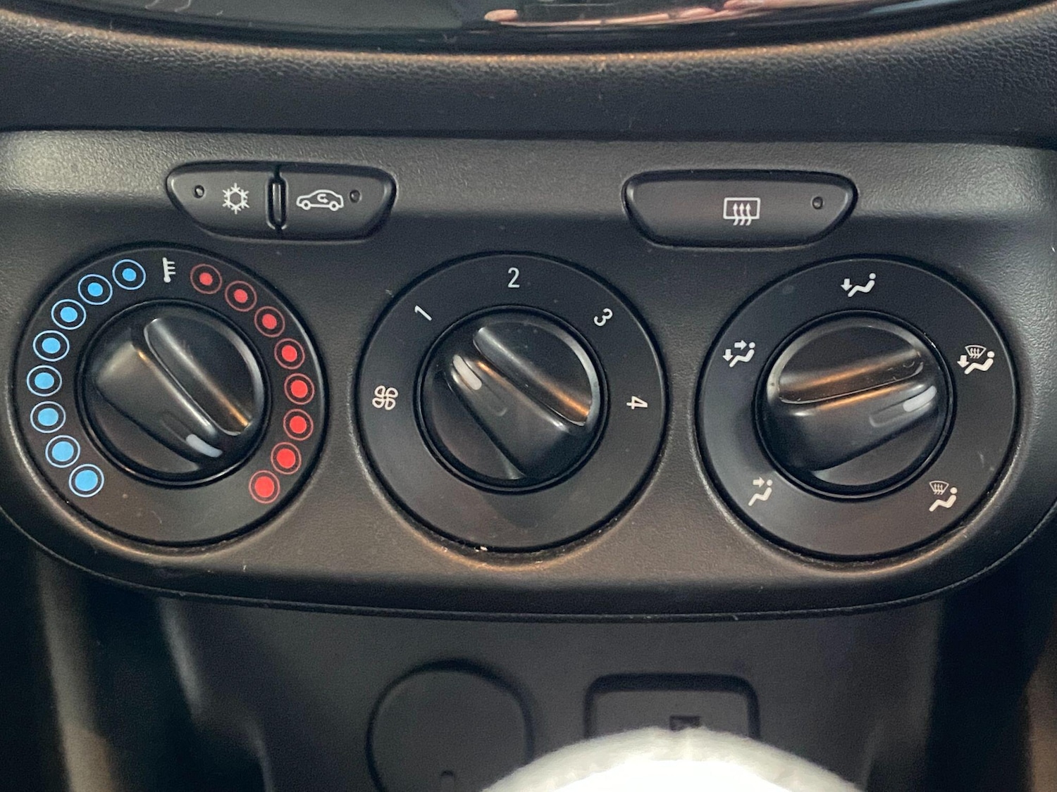 Used Vauxhall Corsa for sale - 77074961: Photo 38