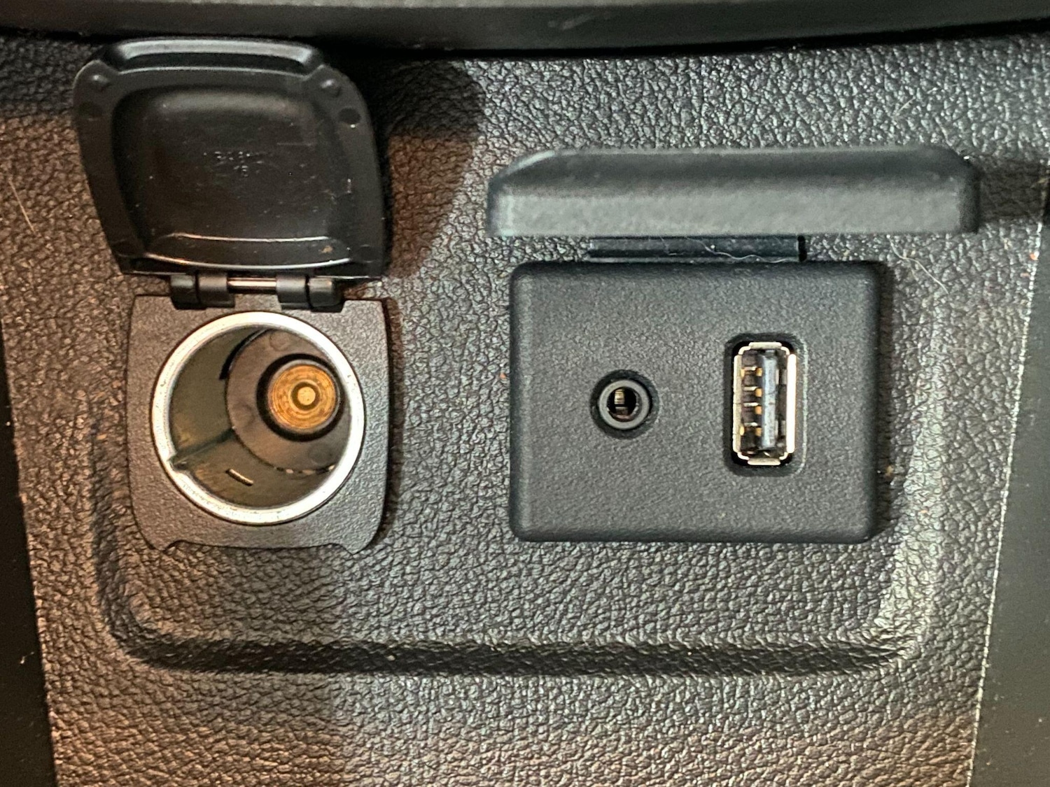 Used Vauxhall Mokka for sale - 77684404: Photo 41