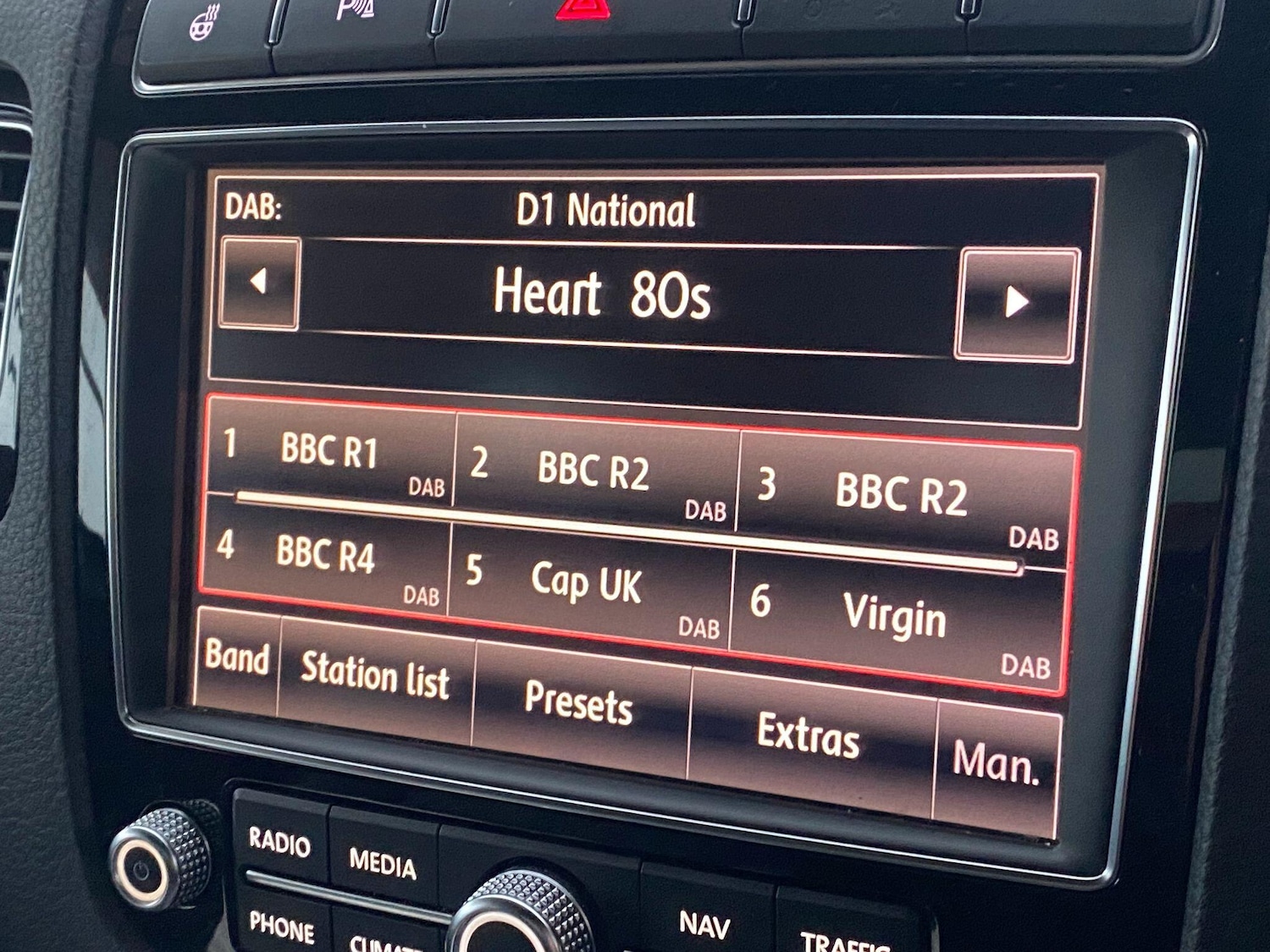 Used Volkswagen Touareg 2016 for sale - 77612285: Photo 28