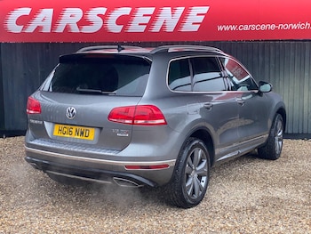 Used Volkswagen Touareg 2016 for sale - 77612285: Photo