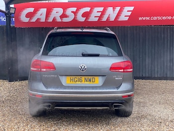 Used Volkswagen Touareg 2016 for sale - 77612285: Photo