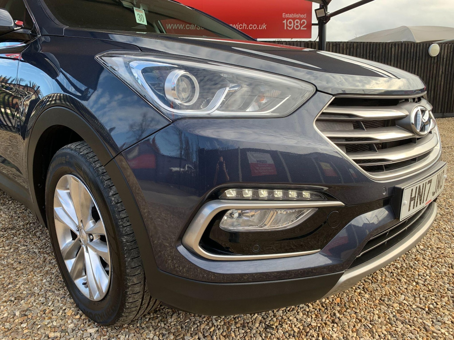 Used Hyundai Santa Fe 2017 for sale - 76433075: Photo 11