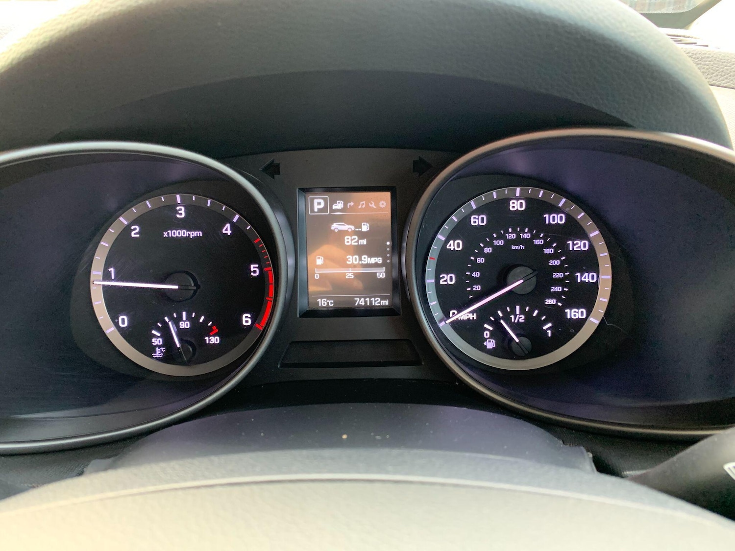 Used Hyundai Santa Fe 2017 for sale - 76433075: Photo 19