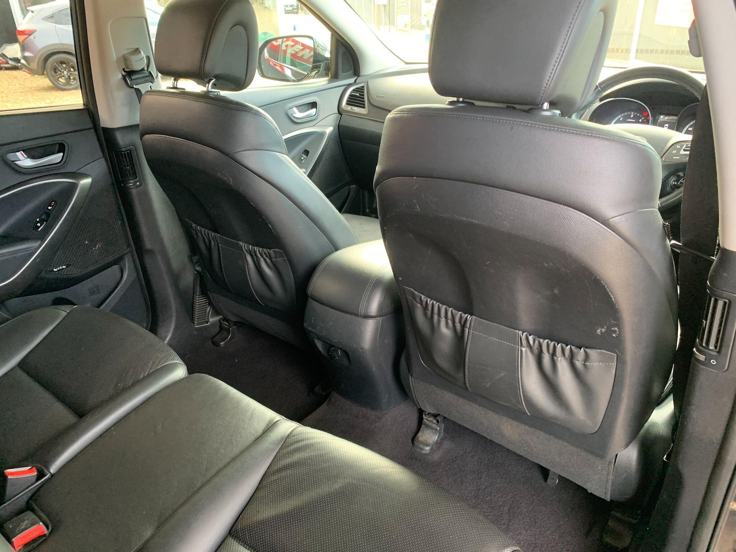 Used Hyundai Santa Fe 2017 for sale - 76433075: Photo 33