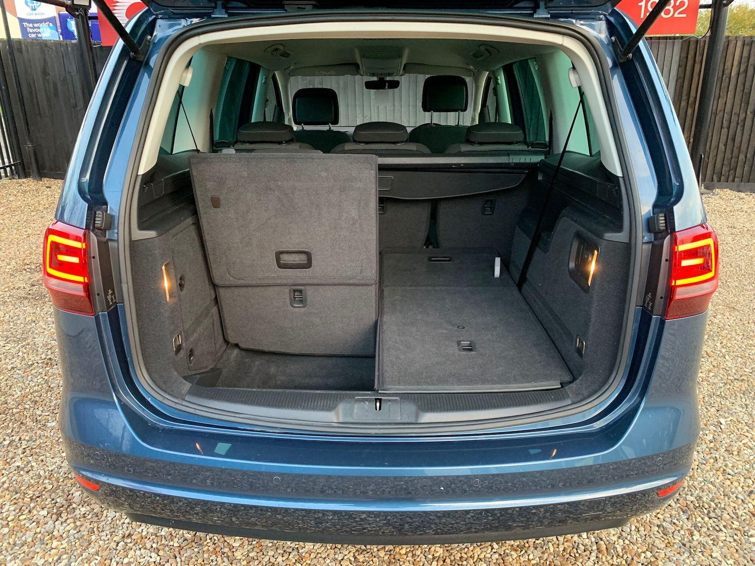 Used Volkswagen Sharan 2016 for sale - 76522248: Photo 12