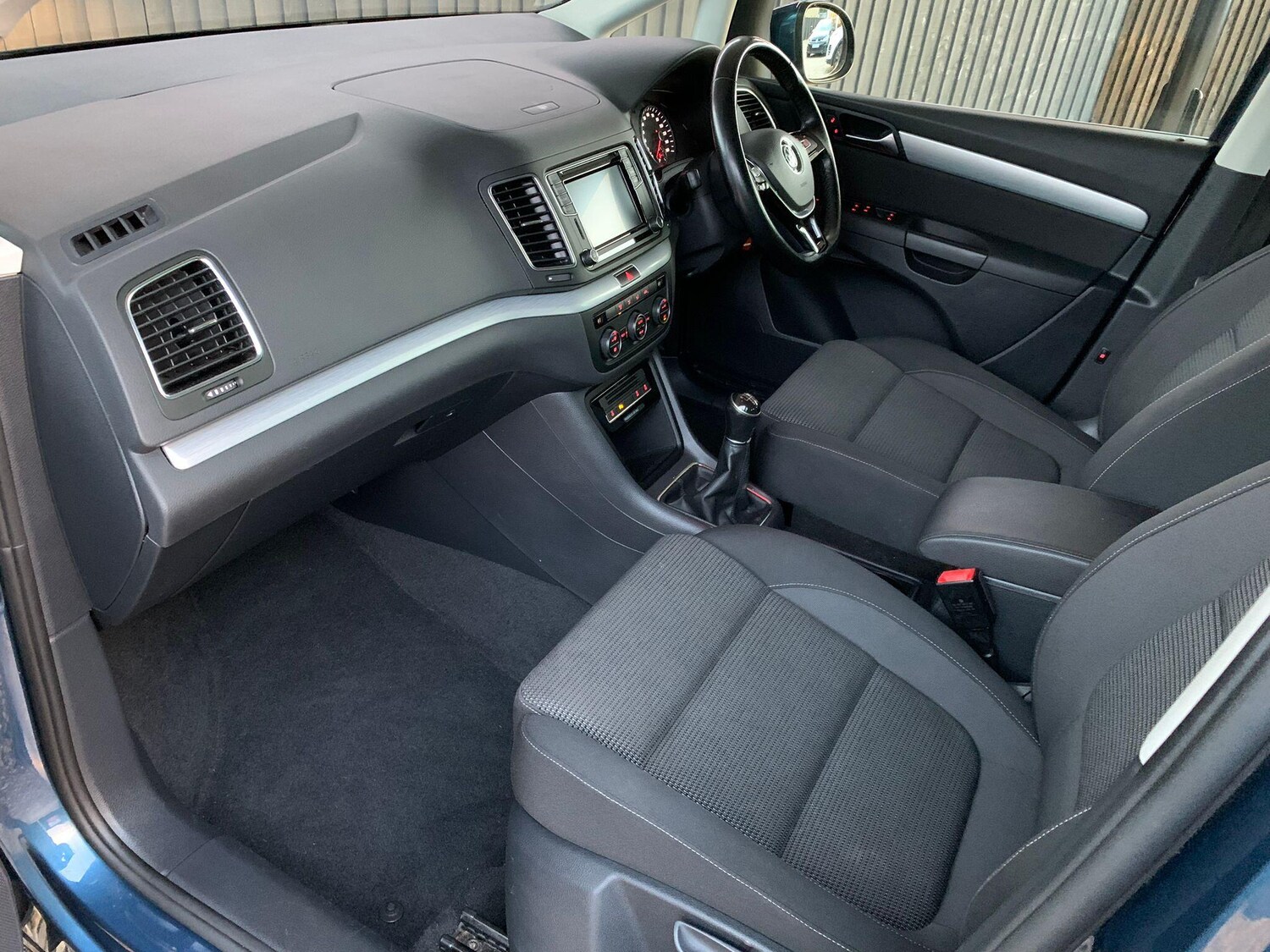 Used Volkswagen Sharan 2016 for sale - 76522248: Photo 32